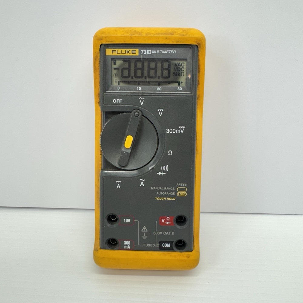 Fluke 73-III Electric Handheld Digital Multimeter **Leads Not Included** READ